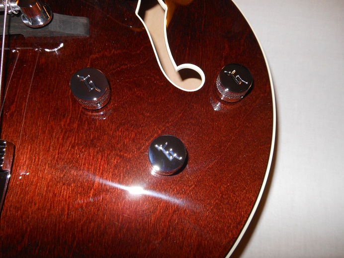 G6119B Broadkaster Bass Picture 15